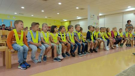 prvošolci _ oš prestranek (15)